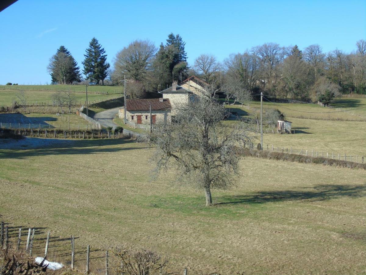 Puy Larousse Farm House Bed & Breakfast Linards Exterior foto