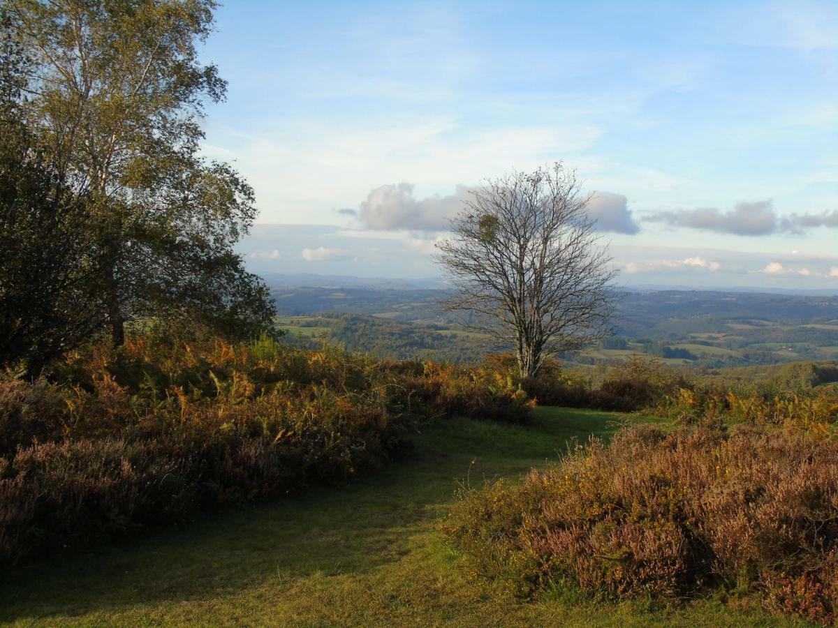Puy Larousse Farm House Bed & Breakfast Linards Exterior foto